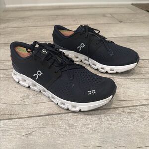 On Cloud X 4 Navy White Trainers Like New